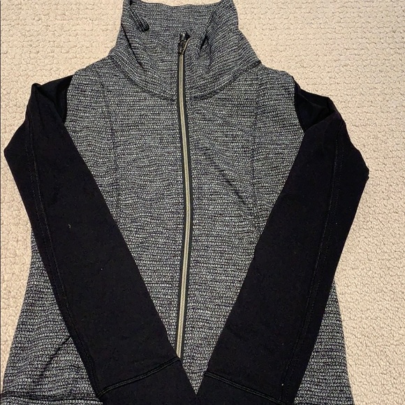 Lululemon zip up sweatshirt - Picture 2 of 8